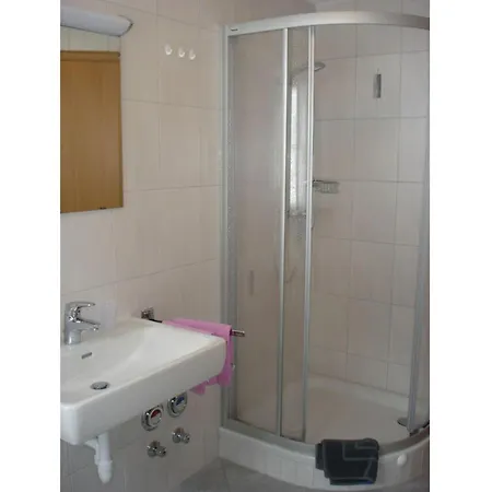 In Near Lift Apartment